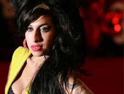 Amy Winehousea vize yok!