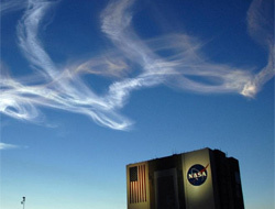 NASA üstündeki bulut!