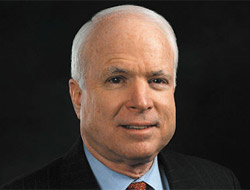 John McCain açık ara